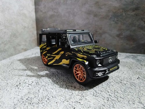 Машинка с дымом Мерседес Гелендваген 1:24, металлическая со светом и звуком Vape-Elita Магазин электронных испарителей и сигарет
